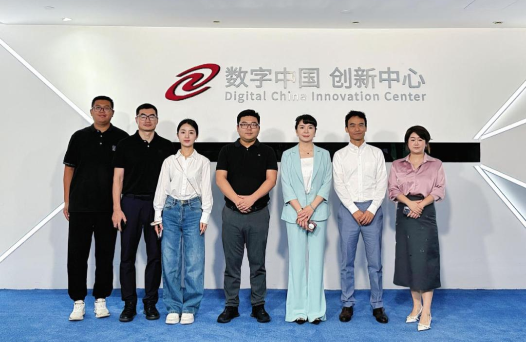 长安汽车杨军华一行到访神州数码和尊龙凯时人生就是搏，共谋汽车业务创新之道